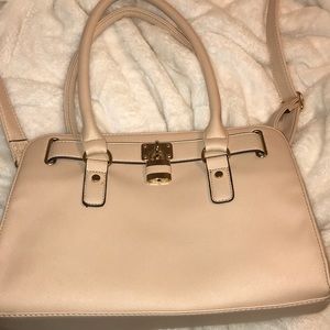 Cream purse